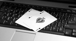 På nätet kan du spela många varianter av videopoker